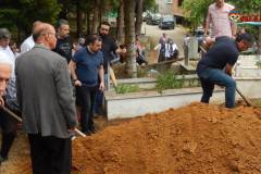 c1068ac8-eb49-4a21-9dcf-3f5f86231ce0